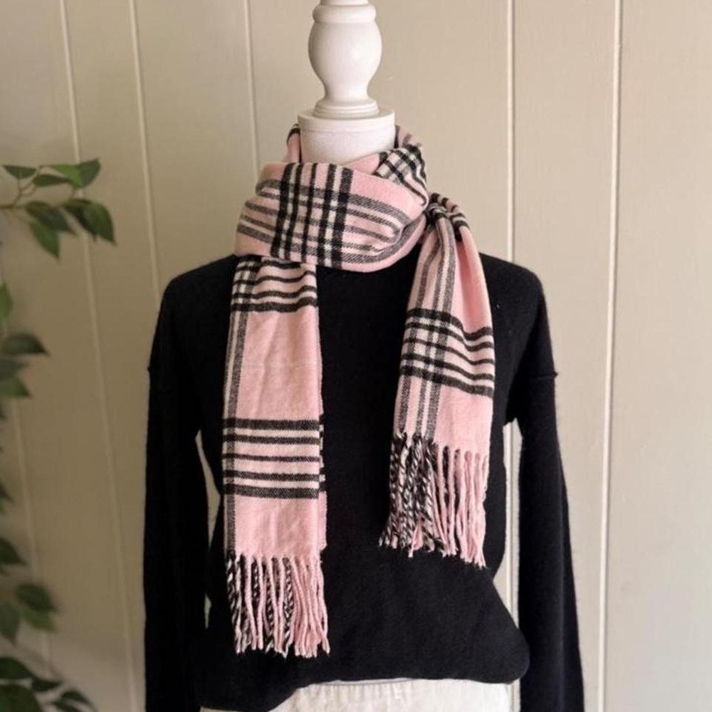 100% Cashmere Made in Scottland Pink and Black Plaid Scarf Preppycore